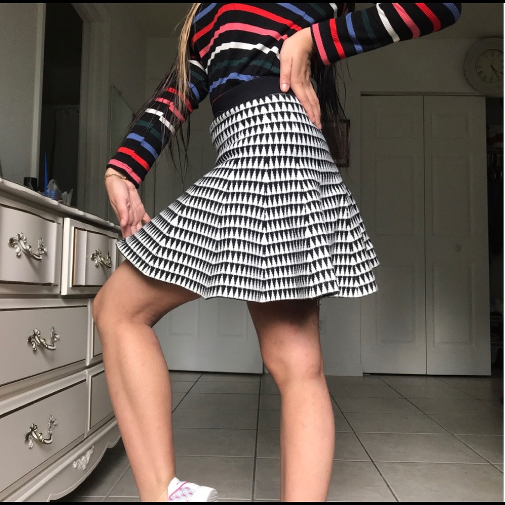 Custom skirt - Picture 2 of 7